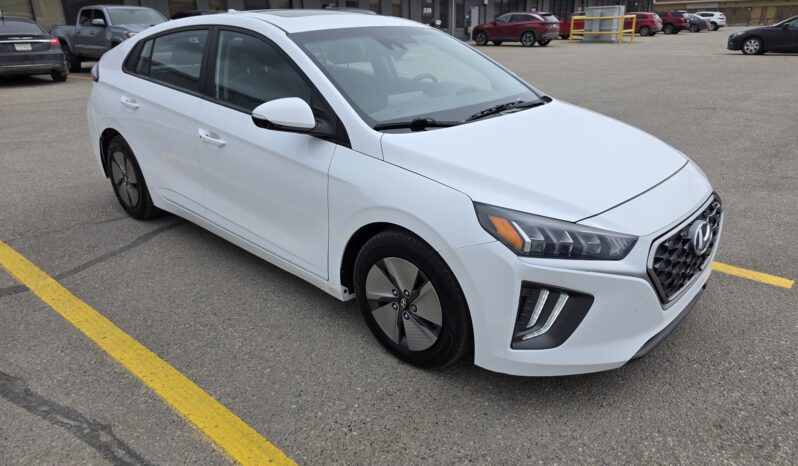 
								2021 Hyundai Ioniq Hybrid Car full									