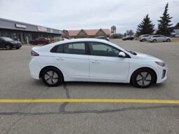 
										2021 Hyundai Ioniq Hybrid Car full									
