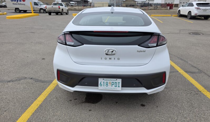 
								2021 Hyundai Ioniq Hybrid Car full									