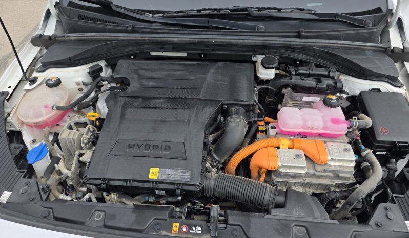 
								2021 Hyundai Ioniq Hybrid Car full									
