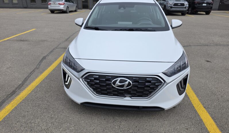 
								2021 Hyundai Ioniq Hybrid Car full									