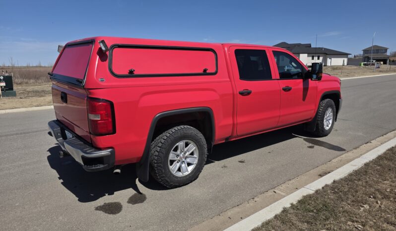 
								2018 GMC Sierra 1500 LT Crew Cab Short Bed 4WD Truck full									