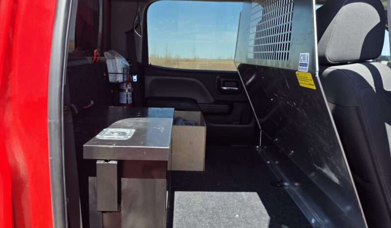 
								2018 GMC Sierra 1500 LT Crew Cab Short Bed 4WD Truck full									